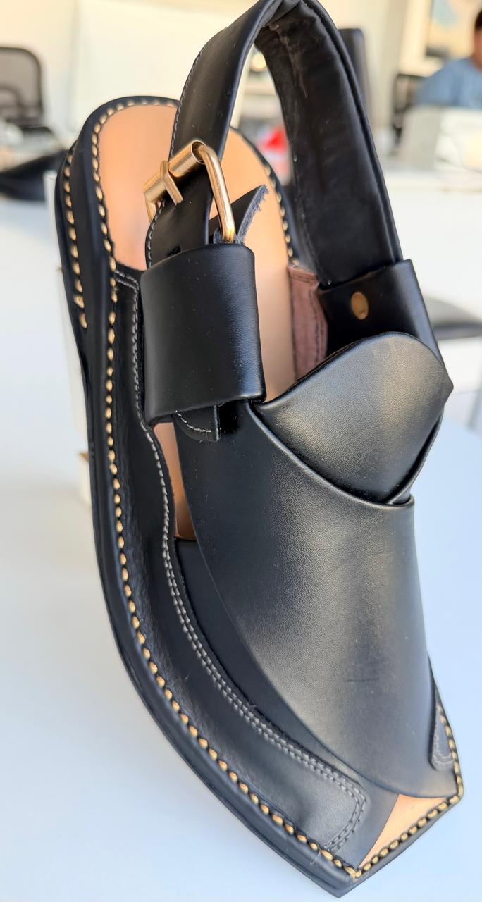 Zardari Peshawari Chapal Black Matt